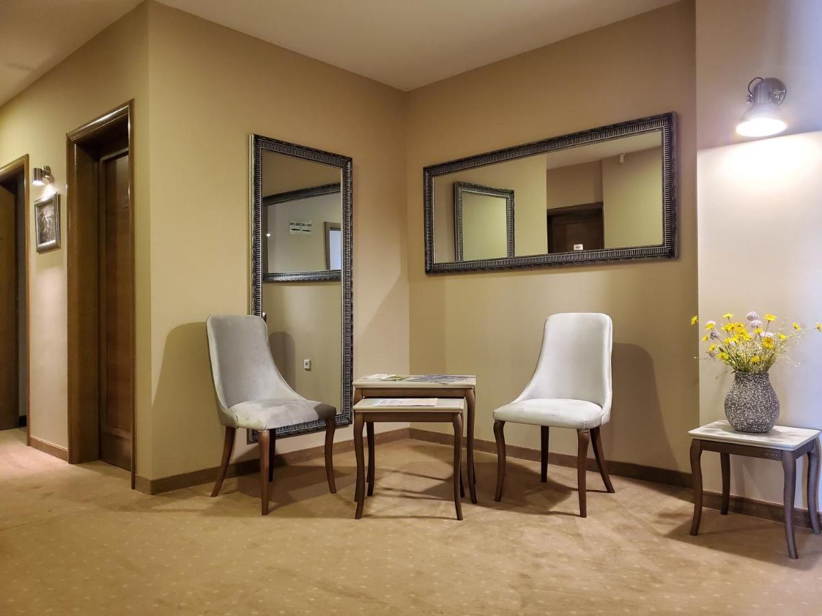 מוסטר Hotel Argentum מראה חיצוני תמונה