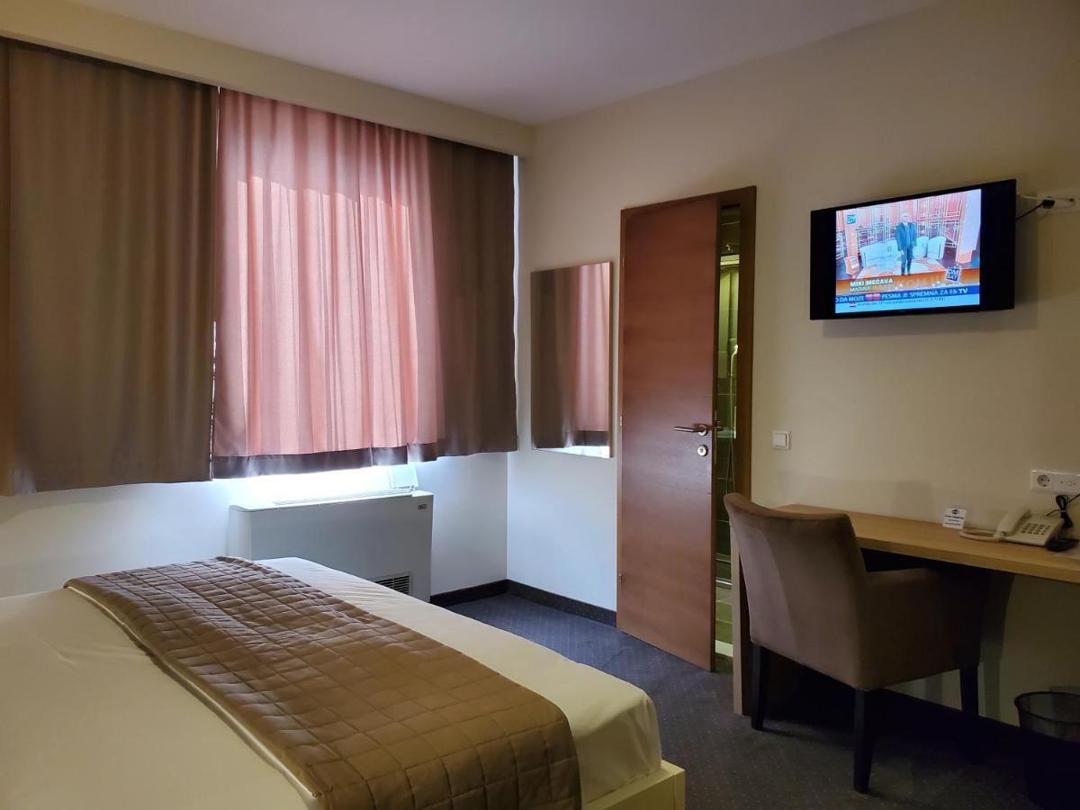 מוסטר Hotel Argentum מראה חיצוני תמונה