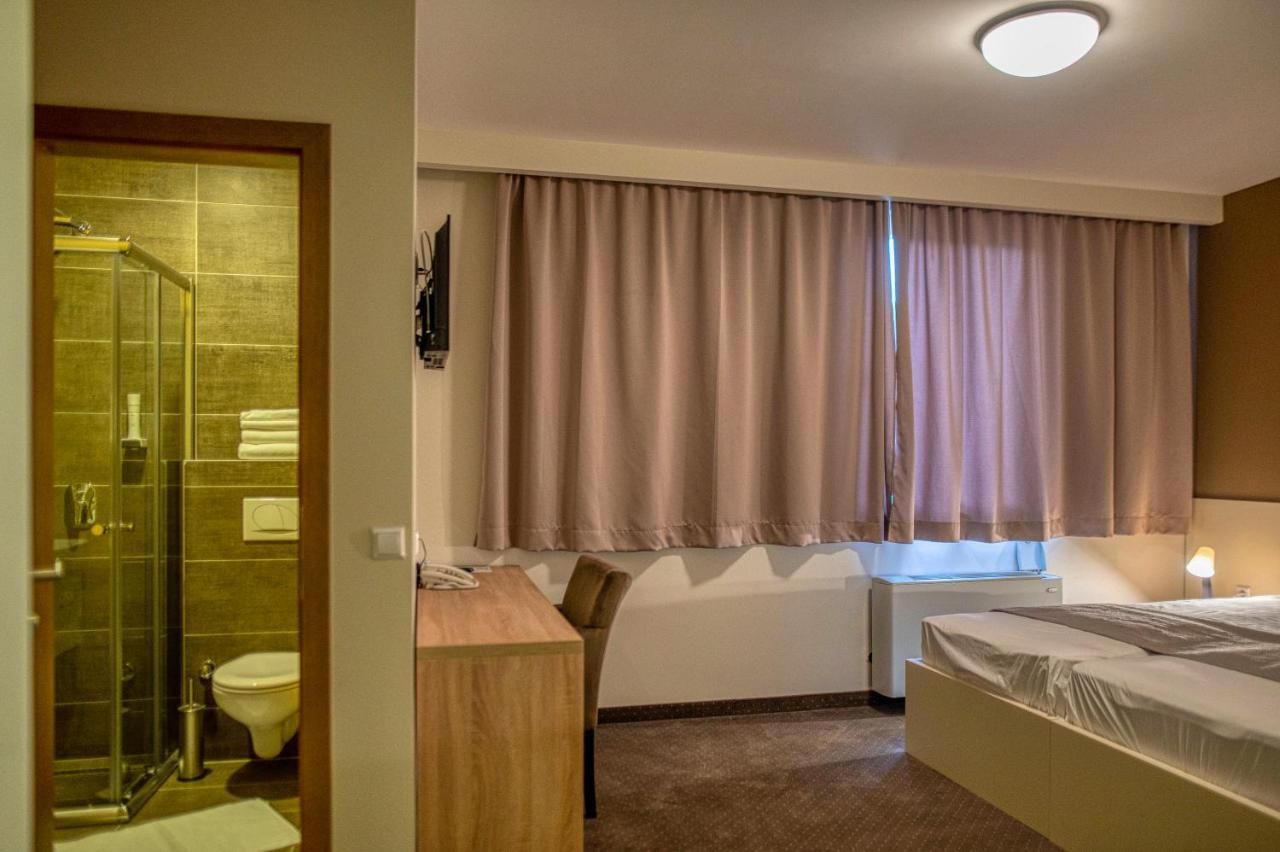 מוסטר Hotel Argentum מראה חיצוני תמונה
