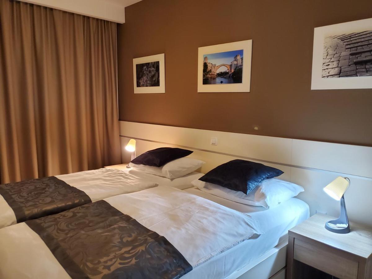 מוסטר Hotel Argentum מראה חיצוני תמונה